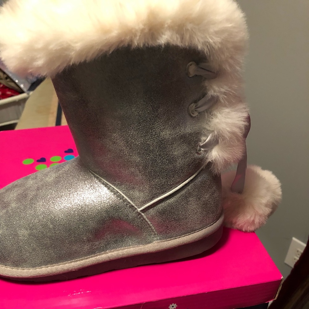 New Girl’s Boots